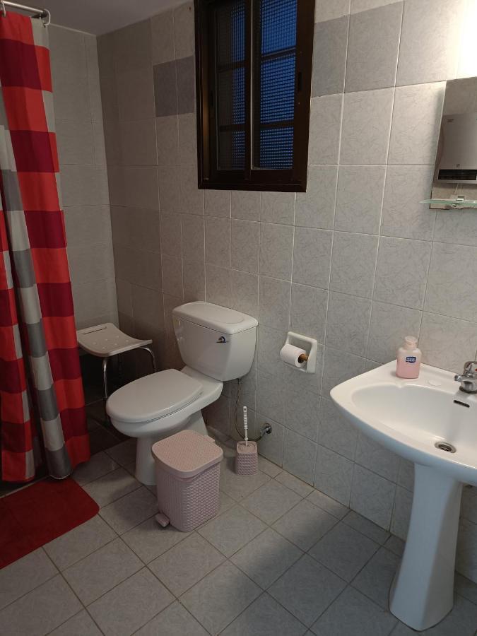 The Grapevine Guest House 파포스 외부 사진